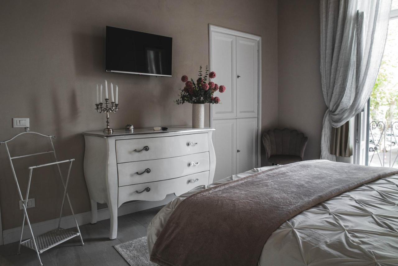 Belvedere Luxury Apartment, View On The Lucca Walls Екстер'єр фото